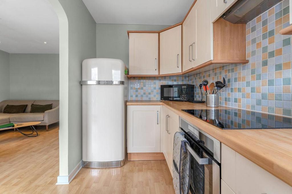 Guestready - Peaceful Retreat In Leith Apartment Edinburgh Bagian luar foto